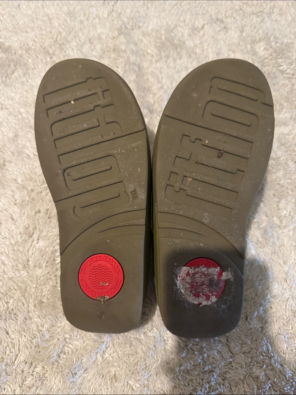 Fitflop Olive Green Leather Toe-Post Sandals with Gold Accent - Picture 5 of 6